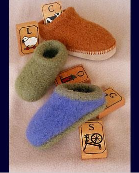 Fiber Trends Children's Felt Clogs Pattern